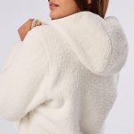 pullover teddy coconut