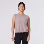 tavi softtec crop tie tee lavender mist